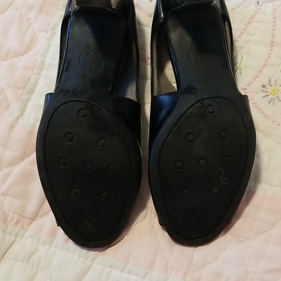 Black Life Stride heels.  6M - Picture 5 of 6